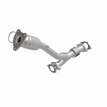 Load image into Gallery viewer, MagnaFlow Conv DF 05-06 Pontiac G6 3.5L Rear