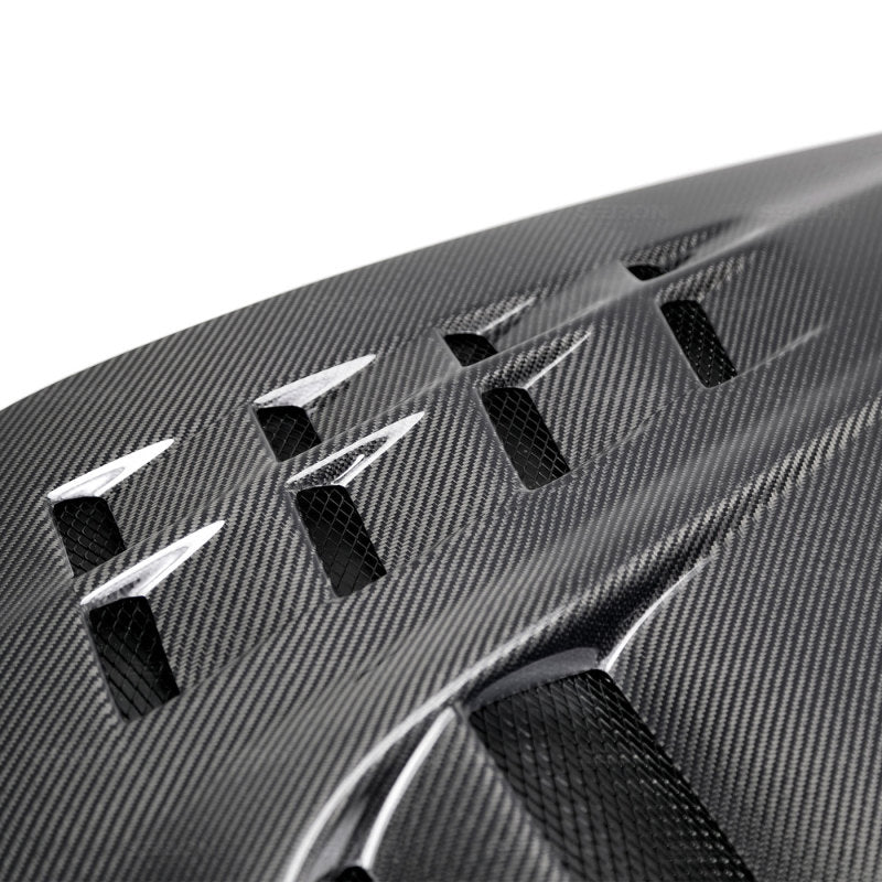 Seibon CWII-style carbon fiber hood for 2003-2006 Mitsubishi Lancer EVO - HD0305MITEVO8-CWII