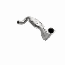 Load image into Gallery viewer, MagnaFlow Conv DF 01 Ford Trucks 4.6L