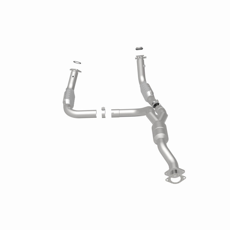 Magnaflow Conv DF 2011-2012 EXPRESS 2500 6.0L 6.0L Underbody Magnaflow