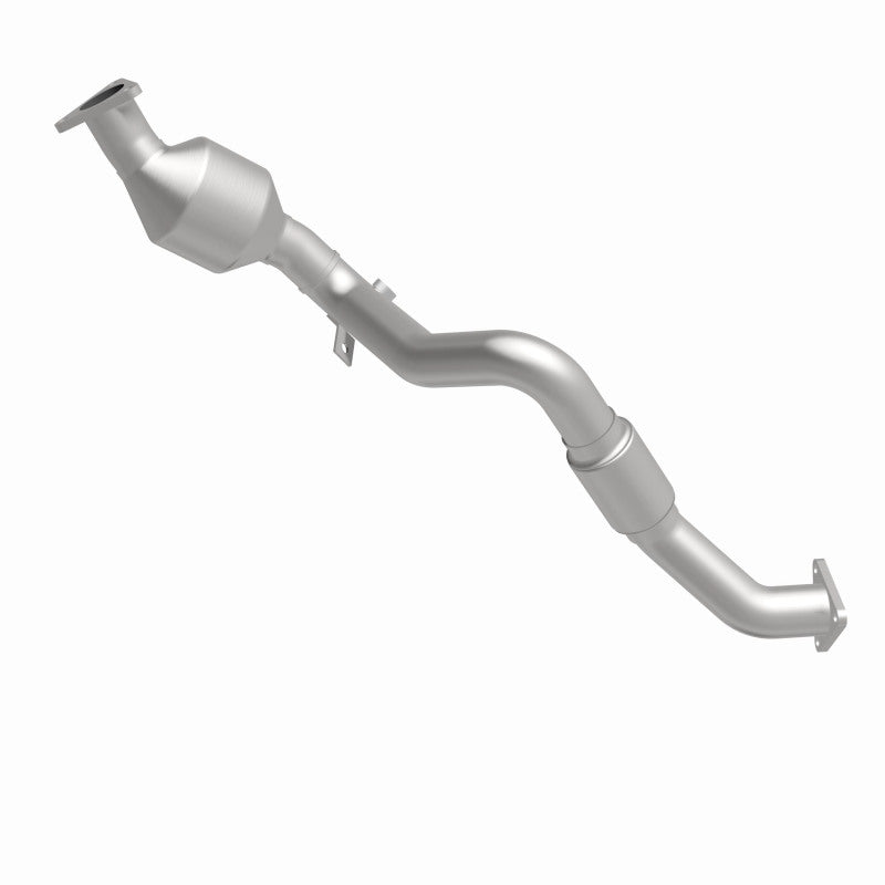 MagnaFlow Conv DF 07 VW Touareg 3.6L Front close Magnaflow