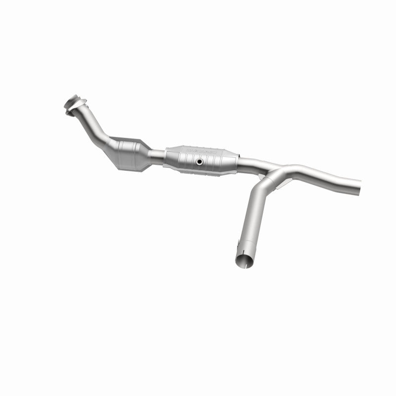 MagnaFlow Conv DF 01 Ford Trucks 4.6L Magnaflow