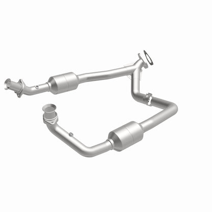 Magnaflow 2003 Ford E-350 Super Duty 5.4L Direct Fit Converter Magnaflow