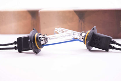 9006: XB 8000K HID Bulbs (Pair)