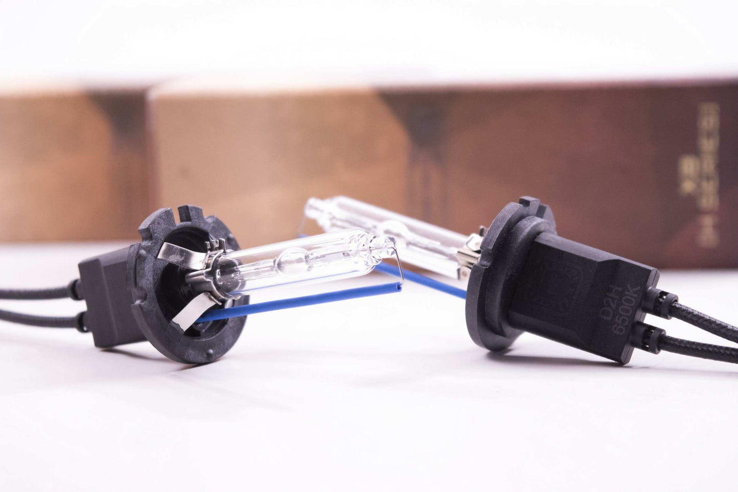D2H: XB 5000K HID Bulbs (Pair)