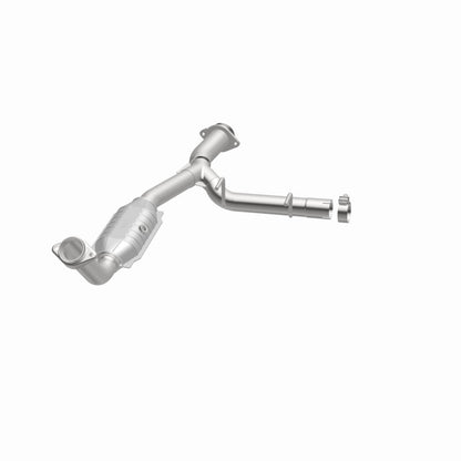 MagnaFlow Conv DF 03-05 Ford Expedition/05-06 Lincoln Navigator 5.4L P/S Magnaflow