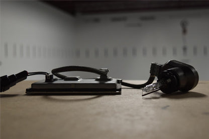 Igniter Adapter: D1S to D2S