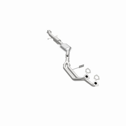 MagnaFlow Conv Direct Fit OEM 98-99 323i 2.5L Underbody Magnaflow
