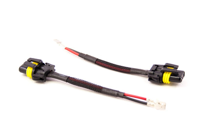 Adapter: 9004 Male to 9007 Female