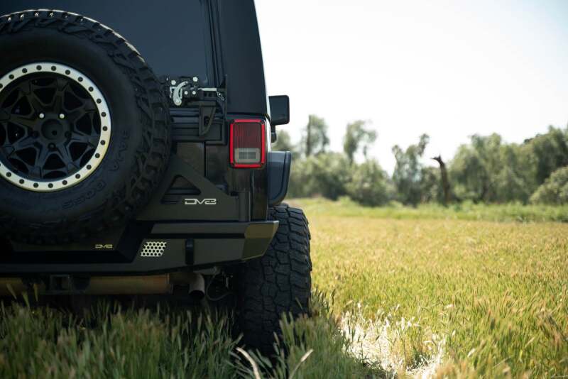 DV8 Offroad 07-18 Jeep Wrangler JK Slim Fender Flares