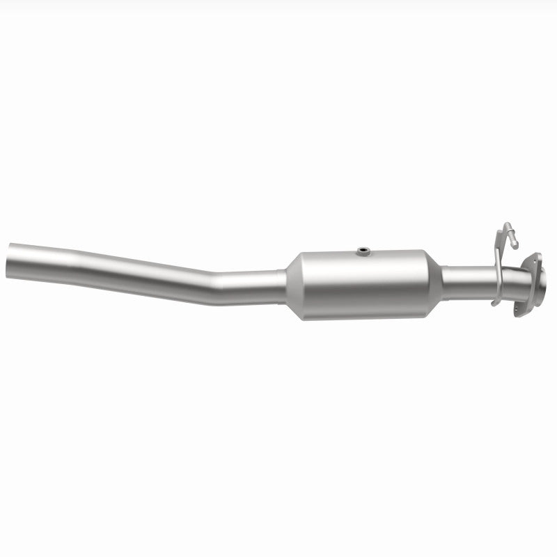 MagnaFlow 16-19 Ford F-53 V10 6.8L Underbody Direct-Fit Catalytic Converter Magnaflow