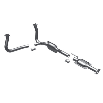 MagnaFlow Conv DF 96-97 Ford Aerostar 4.0L Magnaflow