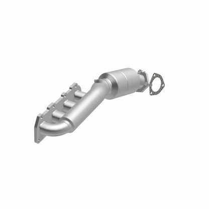 MagnaFlow Conv DF 02-04 VW Passat 4.0L Magnaflow