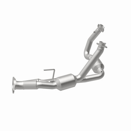 Magnaflow 05-06 Jeep Grand Cherokee 5.7L Direct Fit Catalytic Converter Magnaflow