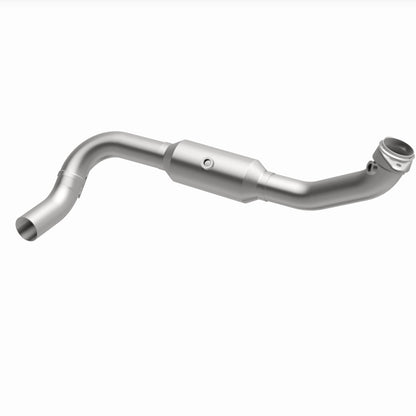 Magnaflow 05-06 Lincoln Navigator 5.4L Direct Fit Catalytic Converter - Passenger Side Magnaflow