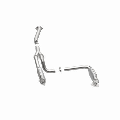 Magnaflow 03-06 Chevrolet Express 1500 4.3L Direct Fit Converter Magnaflow
