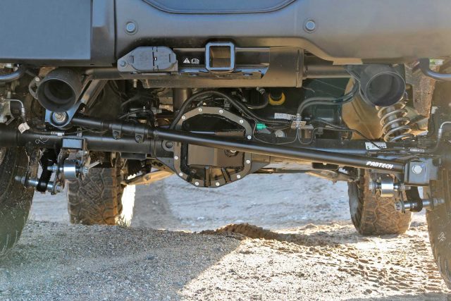 Fabtech 21-24 Ford Bronco 4WD Rear Adjustable Track Bar - FTS22346