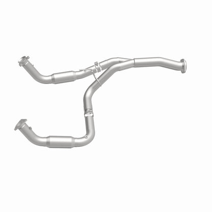 Magnaflow 11-15 Chevrolet Silverado 2500 HD 6.0L Direct Fit Converter Magnaflow