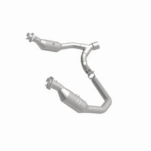 Load image into Gallery viewer, MagnaFlow Conv Direct Fit 06-07 Ram 1500 4.7L Underbody