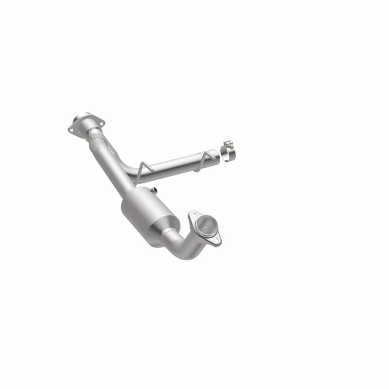MagnaFlow Conv Direct Fit 05-06 Lincoln Navigator 5.4L w/ 3in Main Piping Magnaflow