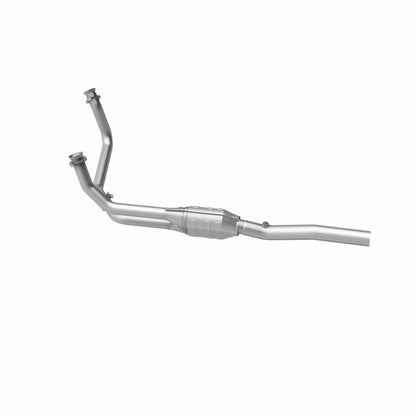 MagnaFlow Conv Direct Fit 96-97 Dodge B1500/B2500/B3500 V8 Underbody Magnaflow