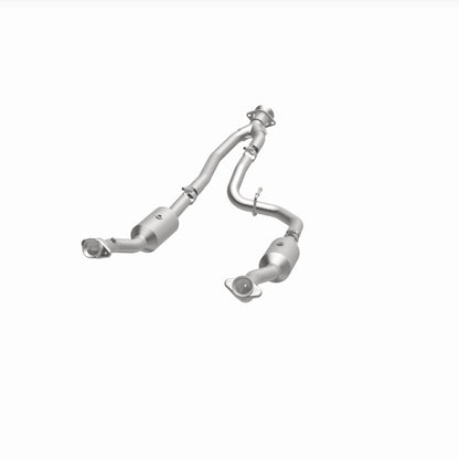 MagnaFlow 20-21 Ford Transit-150 Single Underbody V6 3.5L RWD Direct-Fit Catalytic Converter Magnaflow