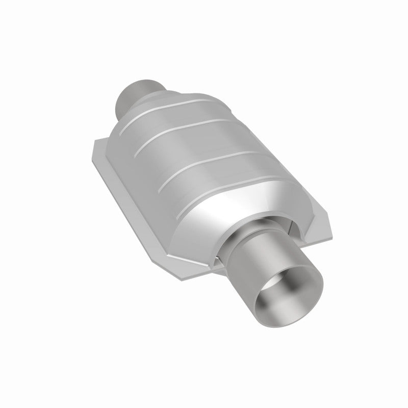 MagnaFlow Conv Univ 2.25 inch Inlet/Outlet Center/Center Oval (CA OBDII) Magnaflow