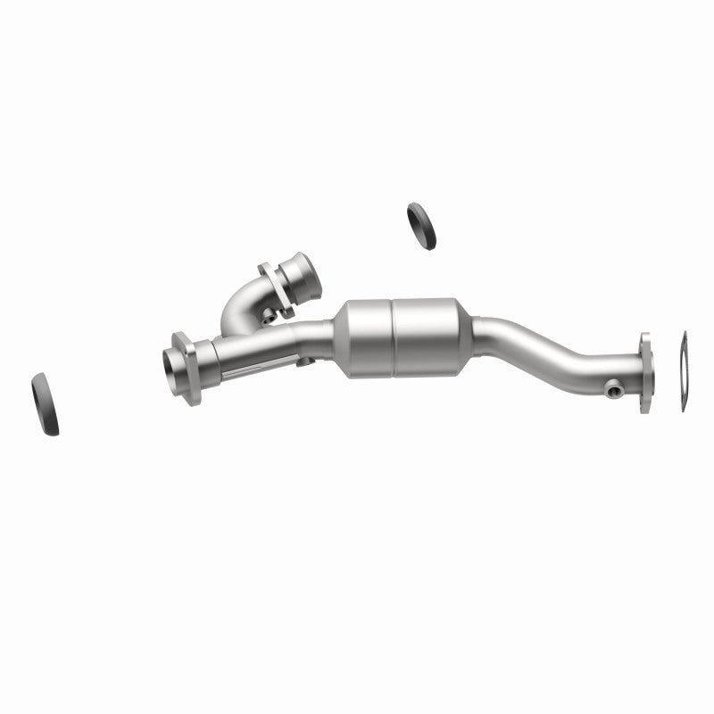 MagnaFlow Conv DF 01-03 Montero 3L Passenger Side Front OEM Magnaflow