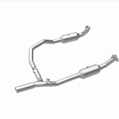 Magnaflow 17-18 Ford E-350 6.8L Direct Fit Converter Magnaflow