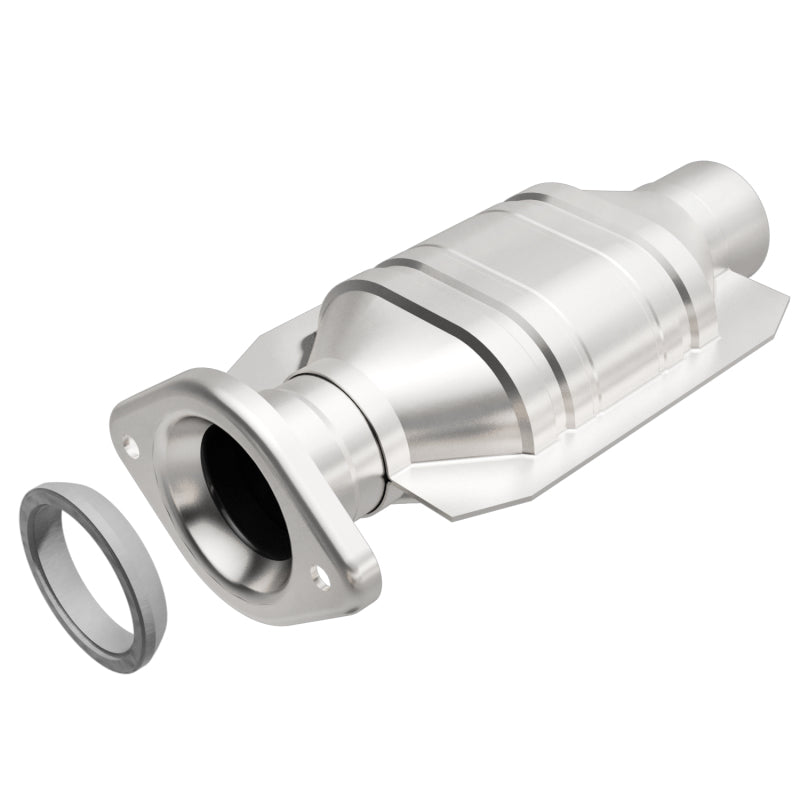 MagnaFlow Conv DF 01-03 Highlander underbody Magnaflow
