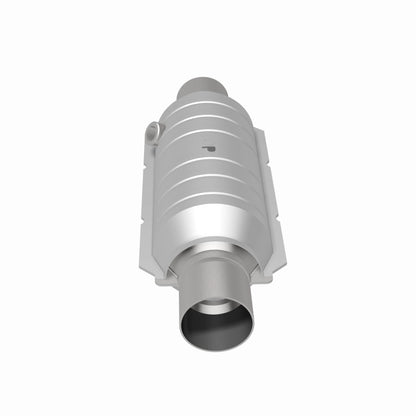 Magnaflow Conv Univ 2.50 OEM Angled O2 Magnaflow