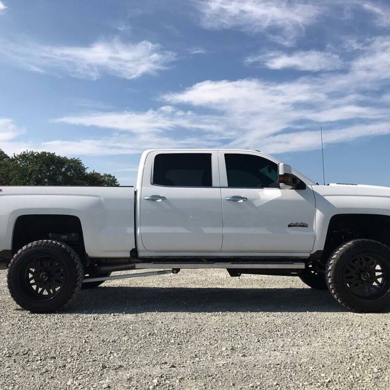 Wehrli 11-19 Chevy & GMC Duramax RCLB/CCSB/ECSB 60in. Traction Bar Kit - Bengal Silver - WCF100851-BS