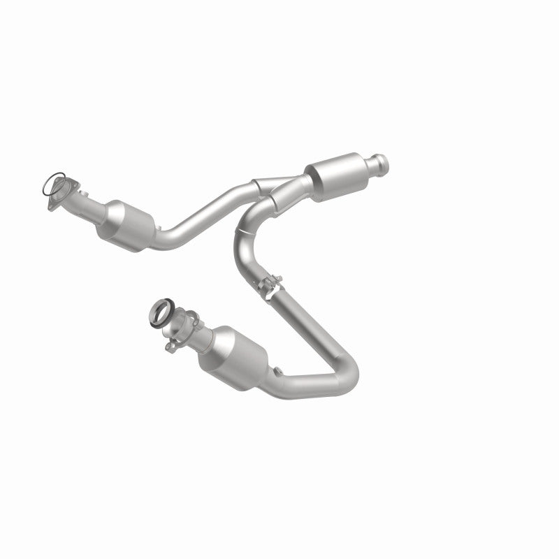 Magnaflow 14-15 Chevrolet Silverado 1500 Underbody 4.3L / 5.3L Direct-Fit Catalytic Converter Magnaflow
