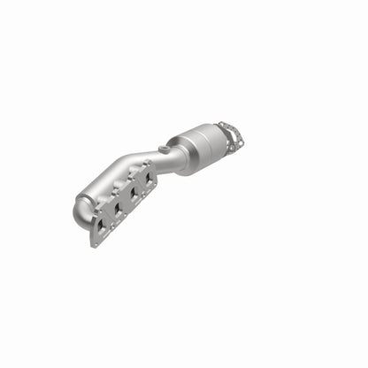 MagnaFlow Conv DF 02-04 VW Passat 4.0L Magnaflow