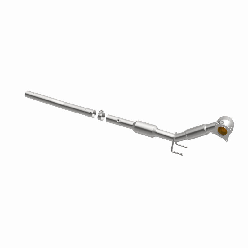 MagnaFlow 12-23 Volkswagen Beetle L4 2.0L OEM Underbody Direct-Fit Catalytic Converter Magnaflow