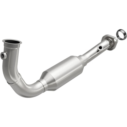 MagnaFlow Conv Direct Fit OEM 2004 Jeep Liberty Underbody Magnaflow
