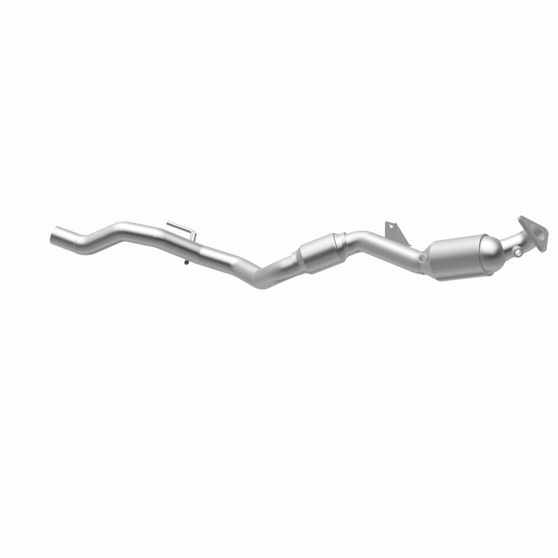 MagnaFlow 11-15 Touareg V6 3.6 Direct Fit Converter OEM Underbody Magnaflow