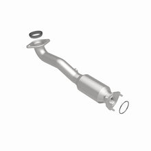 Load image into Gallery viewer, MagnaFlow 10-11 Honda CR-V California Catalytic Converter Direct Fit