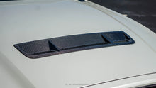 Load image into Gallery viewer, Anderson Composites 2010 - 2014 Shelby GT500 Carbon Fiber Hood Vent - AC-HV11MU500