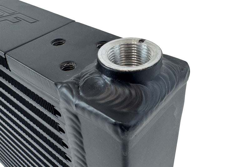 CSF Universal Large Single-Pass Oil Cooler M22 x 1.5 - 8371
