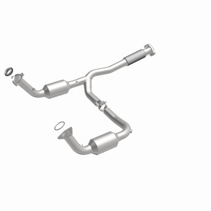 Magnaflow 2004 Buick Rainier 5.3L Direct Fit Converter Magnaflow