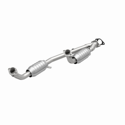 Magnaflow 95-97 Ford Windstar 3.8L Direct Fit Converter Magnaflow