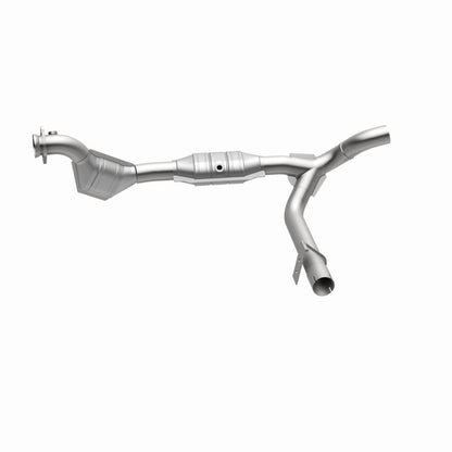 MagnaFlow Conv DF 01 Ford Trucks 4.6L Magnaflow