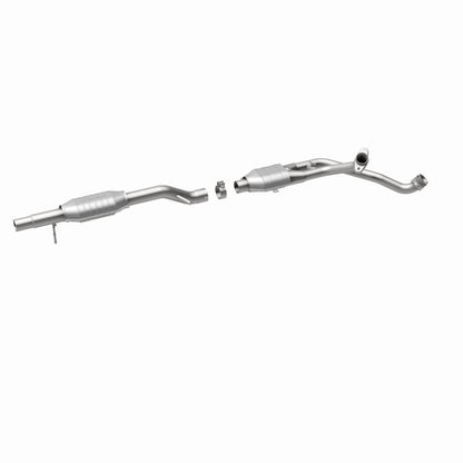 MagnaFlow Conv DF 87-93 Ford Bronco 4.9L / 87-95 F-150/F-250 (Non SD)/F-350 (Non SD) PU 4.9L (CA) Magnaflow