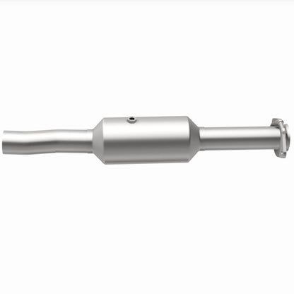 MagnaFlow 09-10 Ford F-550 Super Duty V10 6.8L Rear Underbody Direct Fit Catalytic Converter Magnaflow