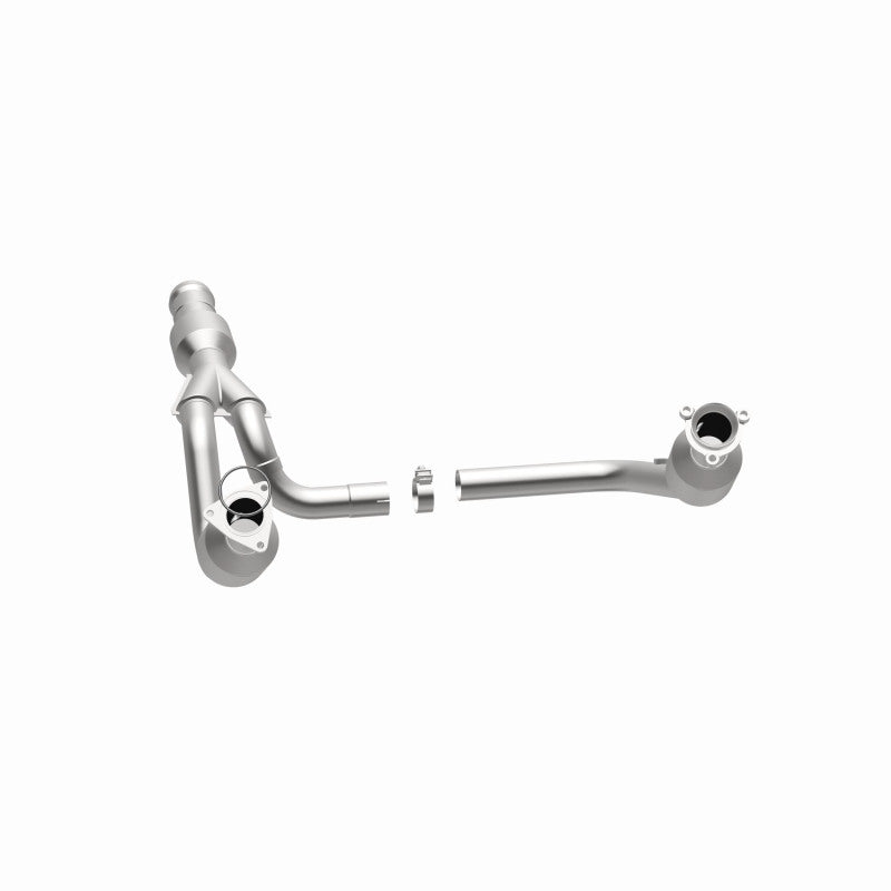 MagnaFlow Converter Direct Fit 2015 GMC Yukon XL V8 6.2L Magnaflow