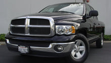 Load image into Gallery viewer, Volant Closed Box Air Intake (Oiled Filter) For 2002-2007 Dodge Ram 1500 4.7L V8 - 16847