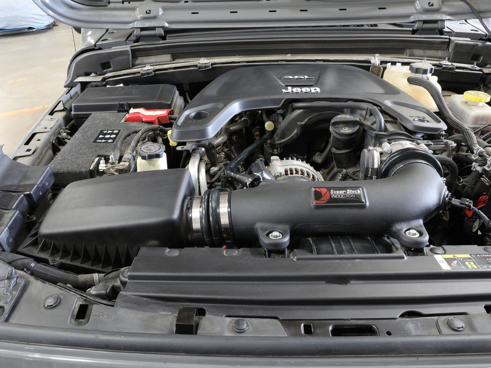 aFe Jeep Wrangler (JL) 18-23 V6-3.6L Super Stock Induction System® w/ Pro 5R Filter - 55-10009R aFe