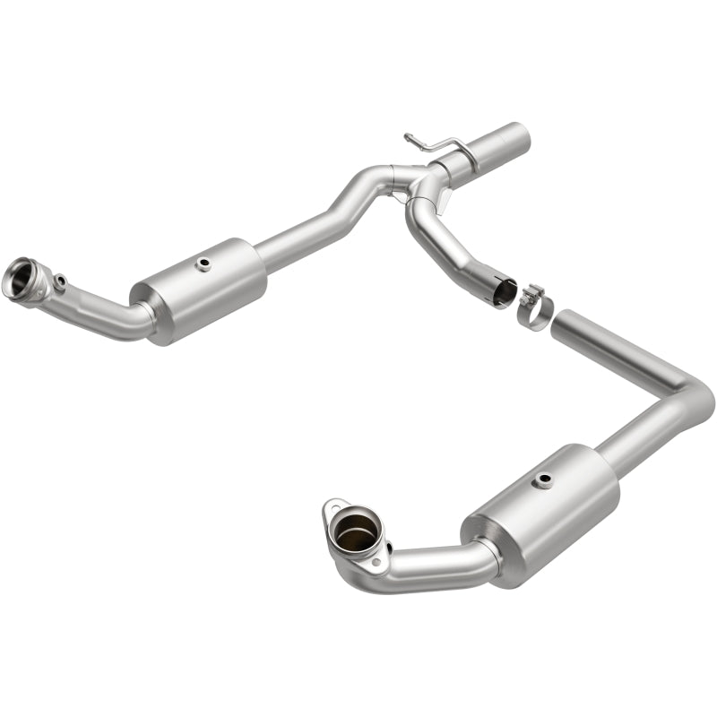 Magnaflow 09-13 Ford E-350 Super Duty V10 6.8 OEM Underbody Direct Fit Catalytic Converter Magnaflow