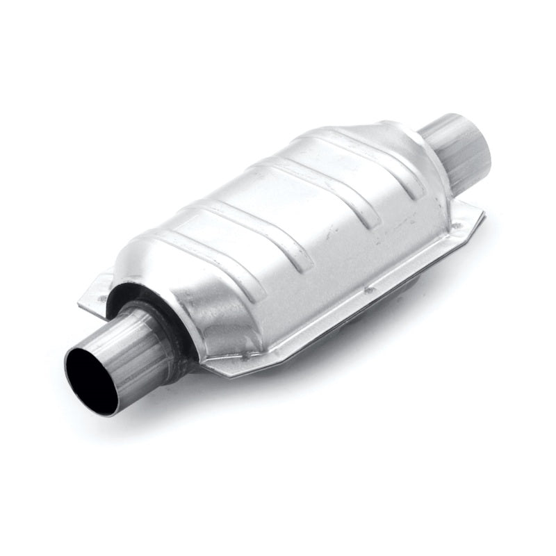 MagnaFlow Conv Univ 2.25in Inlet/Outlet Center/Center Oval 9inx6.5inx13in Magnaflow